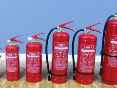 重庆应急照明灯-干粉灭火器可扑灭一般火灾，还可喷出灭火的干粉灭火器扑救可燃