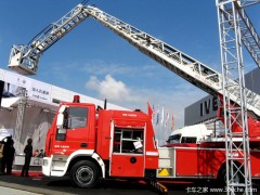 黑龙江应急救援员报名网-欧洲直臂车销量最大的一节梯，你知道吗？消防云梯车画法