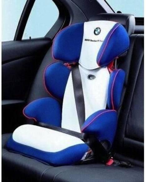小孩子坐车要安全座椅