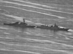 船用柴油机-中美驱逐舰在南中国海危险接近或开启新状态军舰撞航母